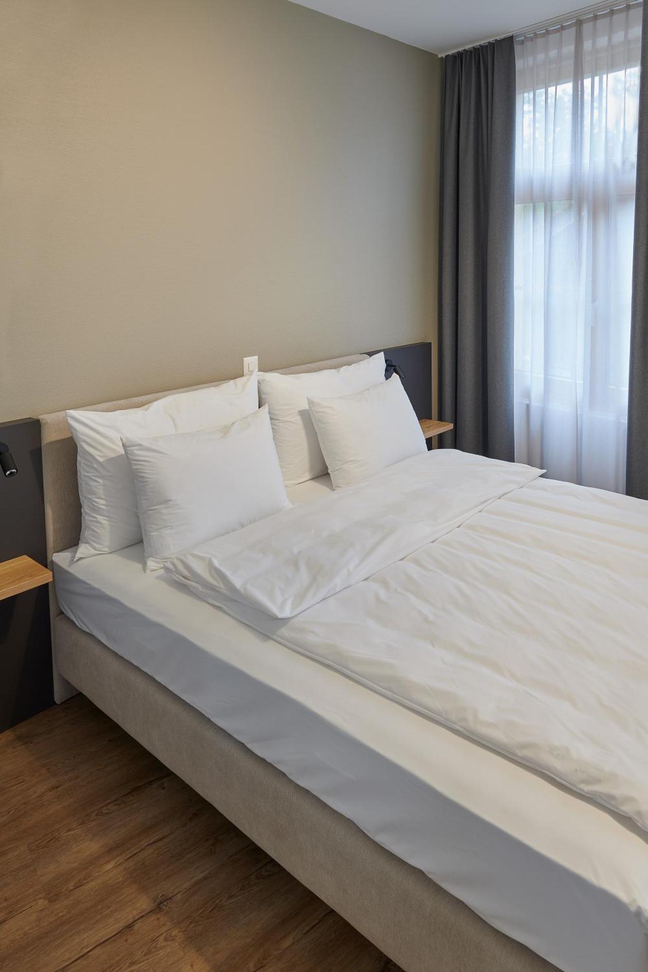 Hotel Jaeger Jeuss - Murten - Self-Check-In Exteriör bild